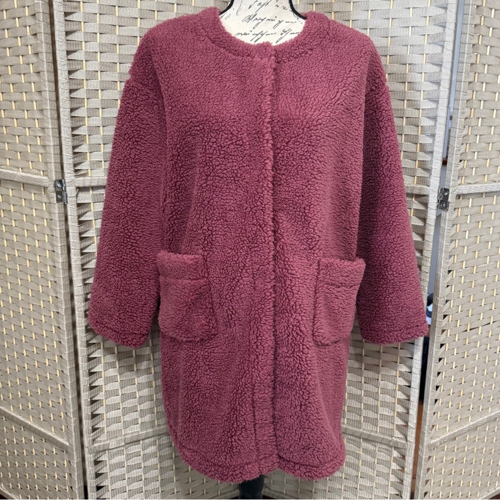 Women's Cozy Burgundy Teddy Coat Size Small